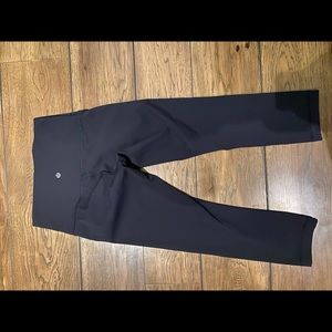 Lululemon align 21” cropped leggings black
